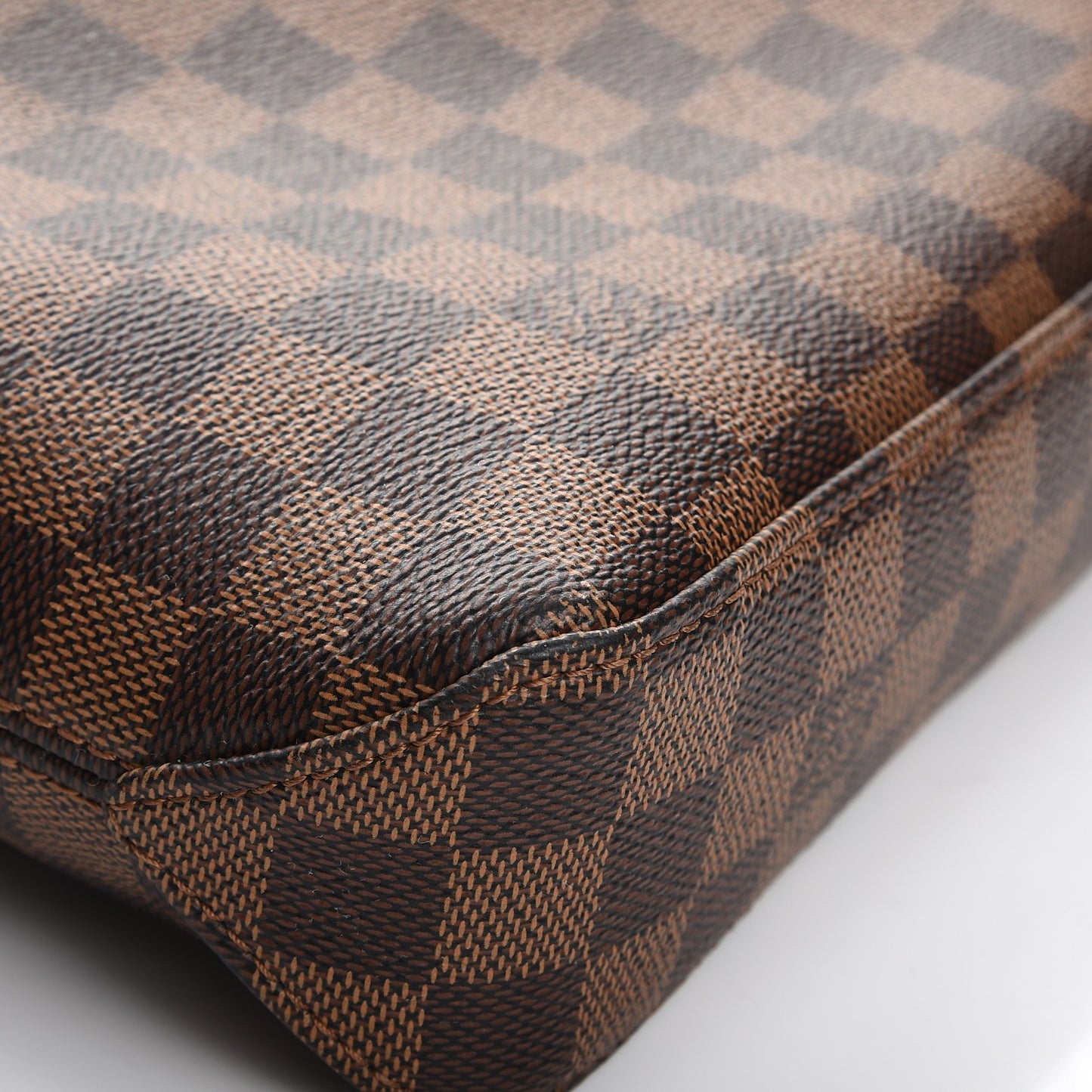 Damier Ebene Jake PM Messenger