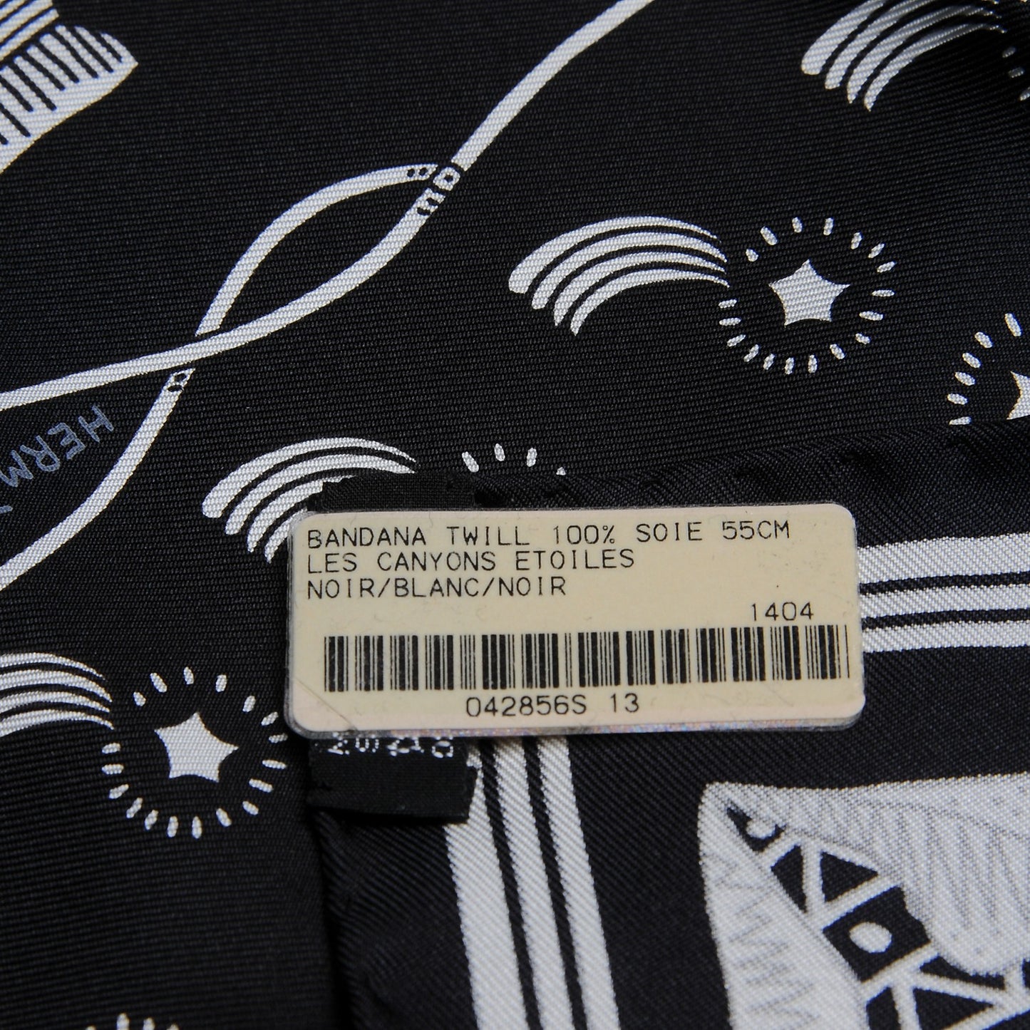 Silk Les Canyons Etoiles Bandana Scarf 55 Noir Blanc Noir