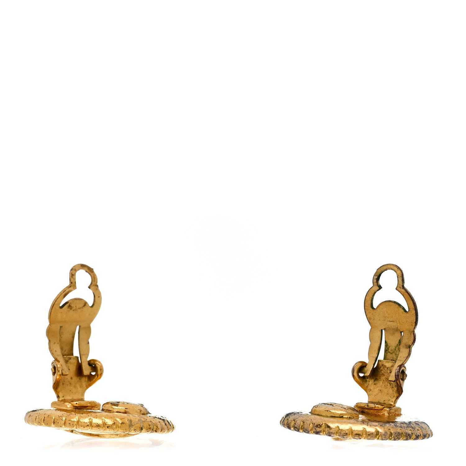 Chanel Round CC Clip On Earrings Gold 3 of 5