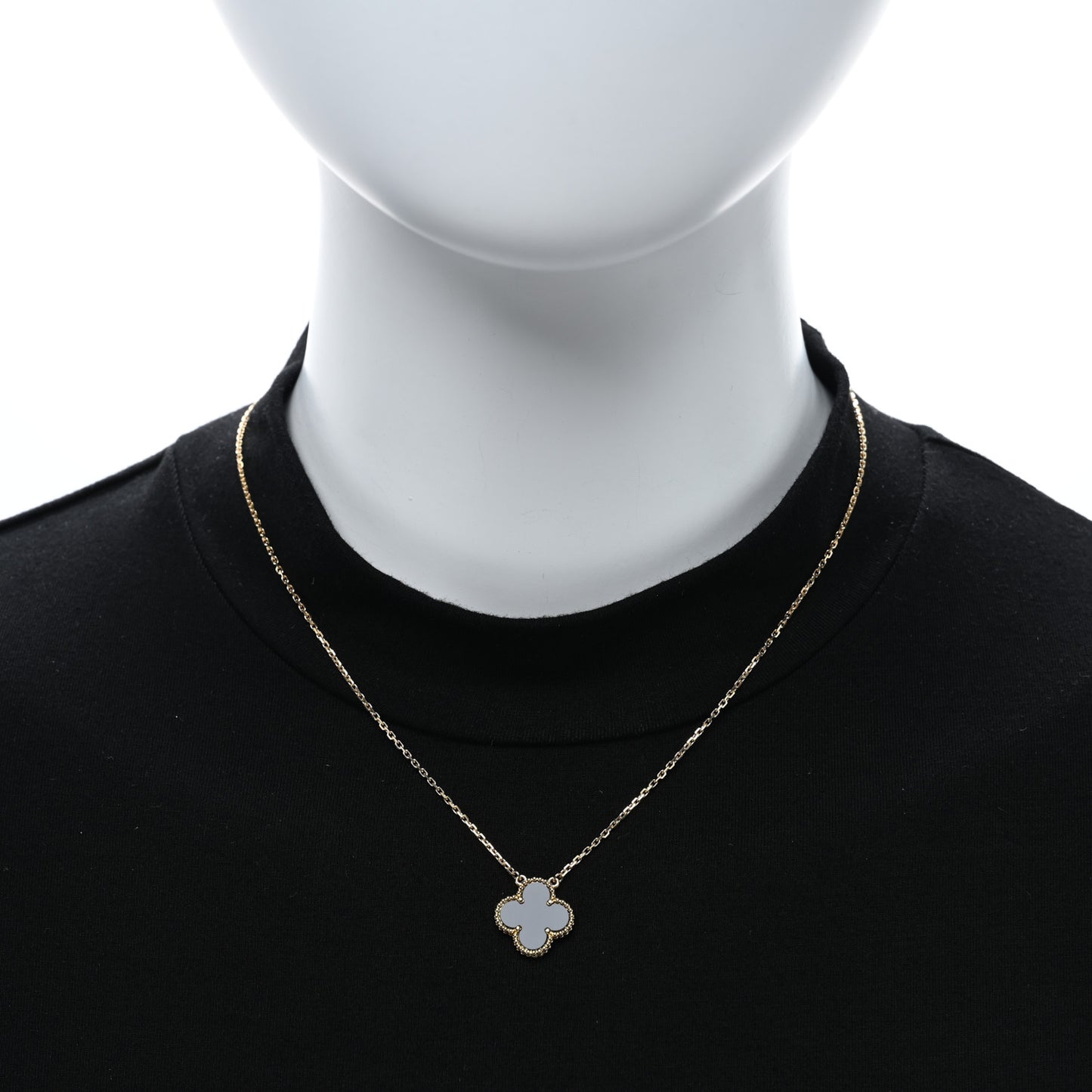 18K Yellow Gold Black Onyx Vintage Alhambra Pendant Necklace