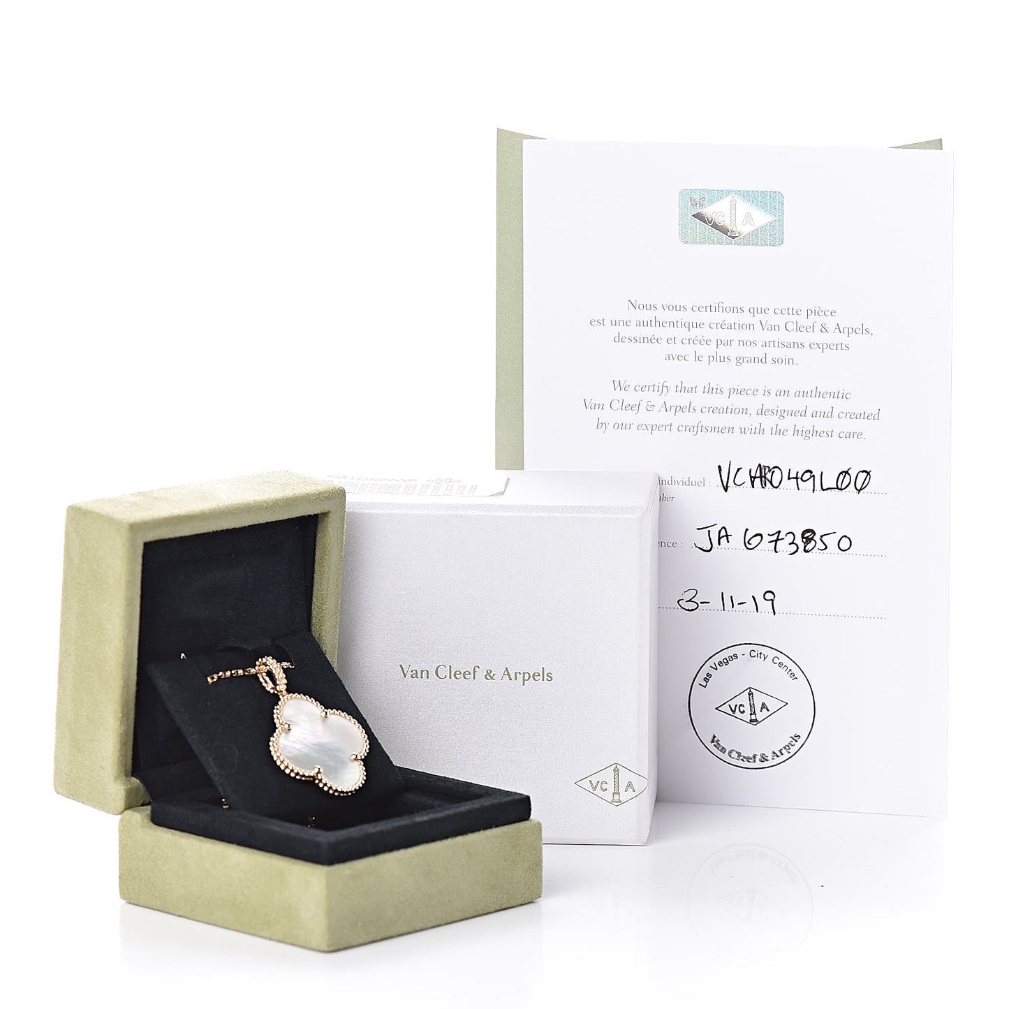 18K Yellow Gold Mother of Pearl Magic Alhambra Long Necklace