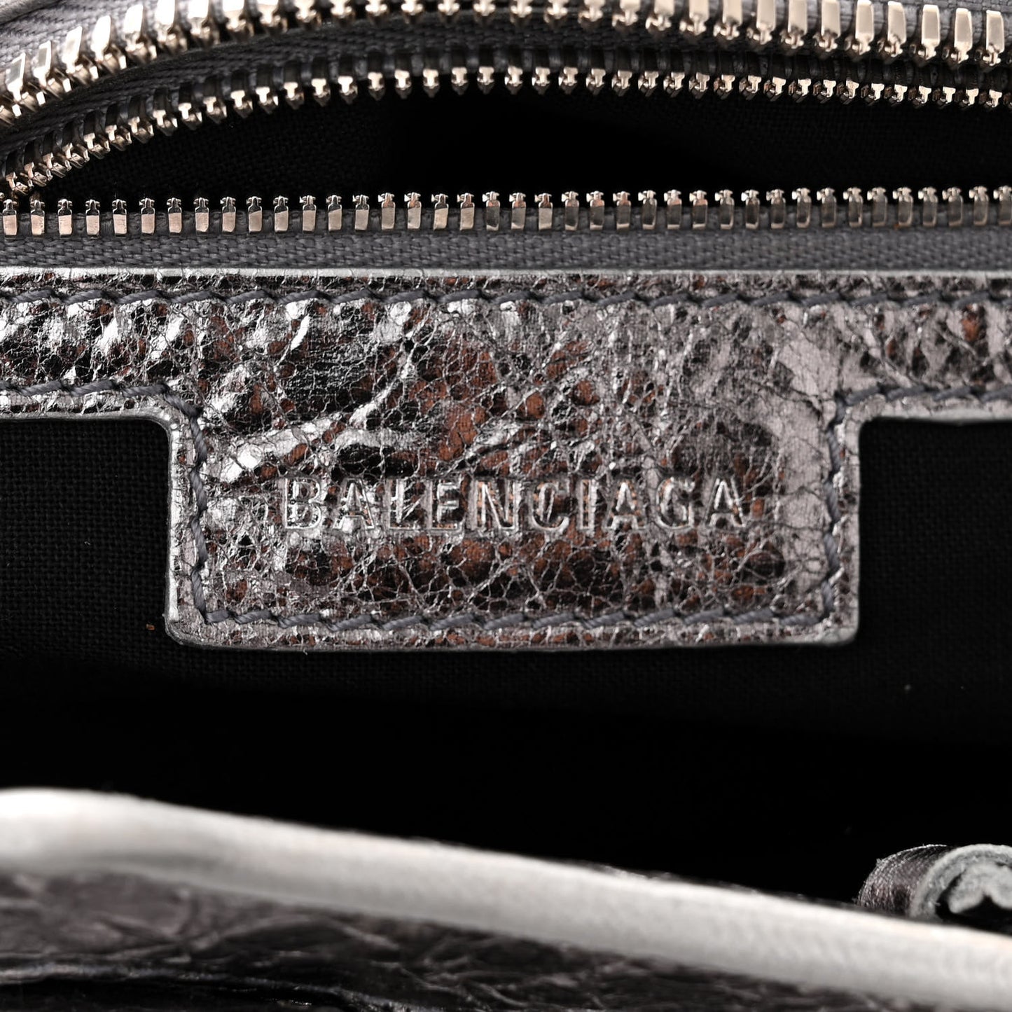 Metallic Agneau Arena Neo Cagole City Silver