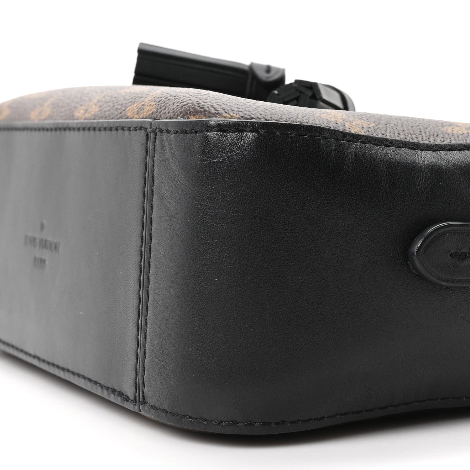 Louis Vuitton Monogram Saintonge Black 18 of 19