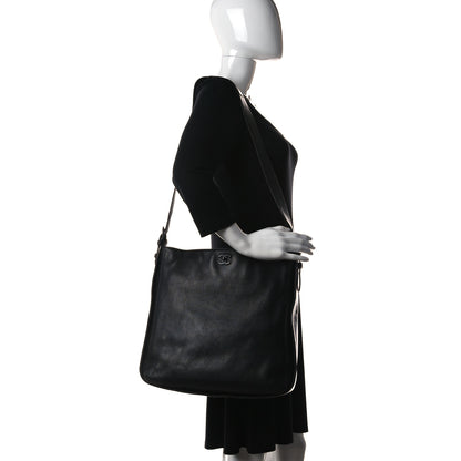 Chanel Lambskin Messenger Black 2 of 20