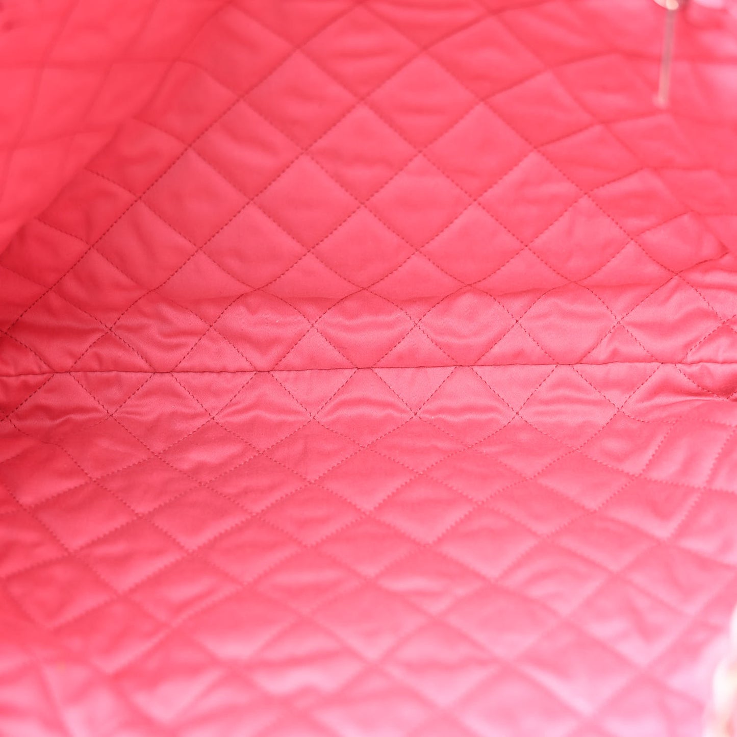 Shiny Calfskin Quilted Chanel 22 Drawstring Bag Pink