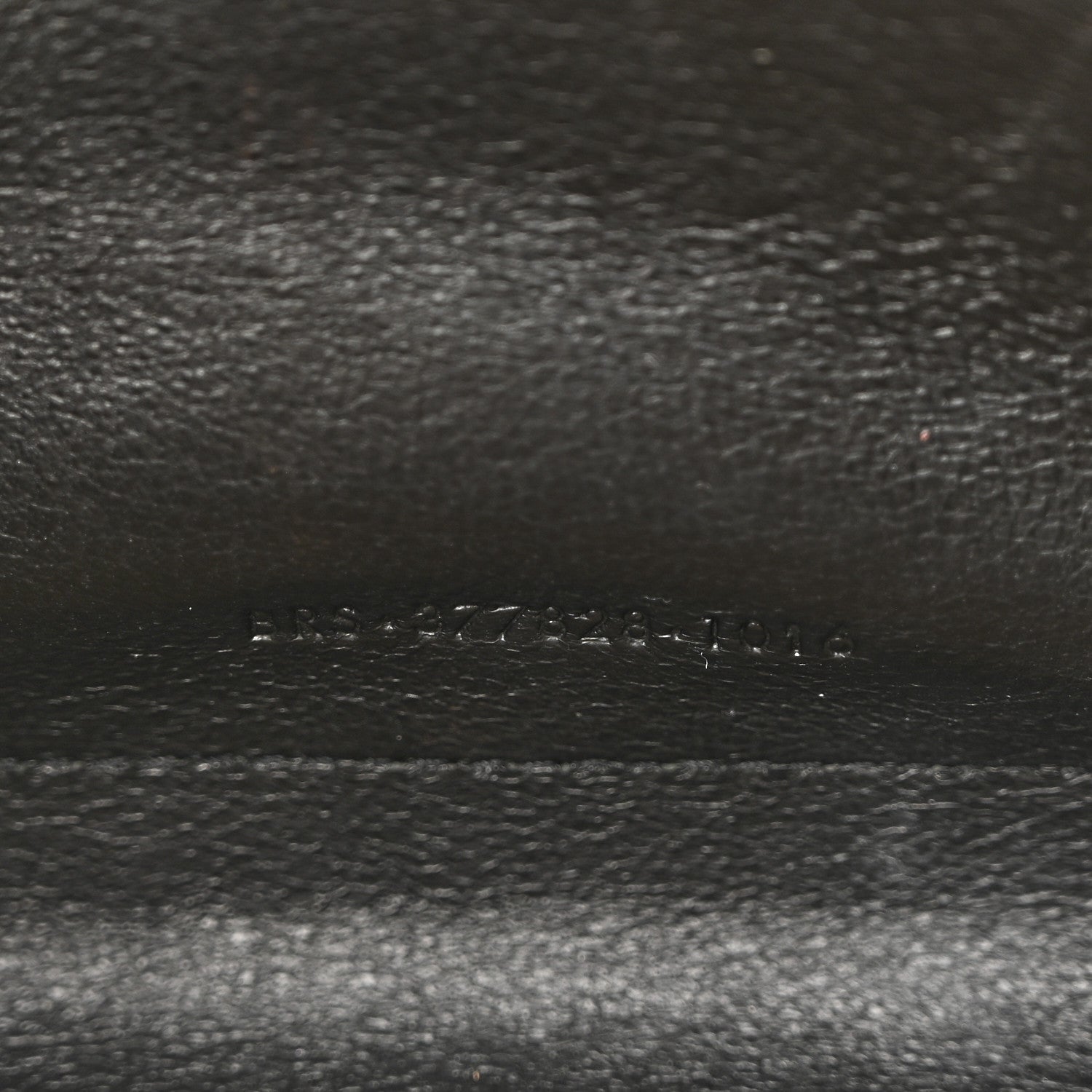 Saint Laurent Grain De Poudre Matelasse Chevron Monogram Chain Wallet Nude Powder 7 of 14