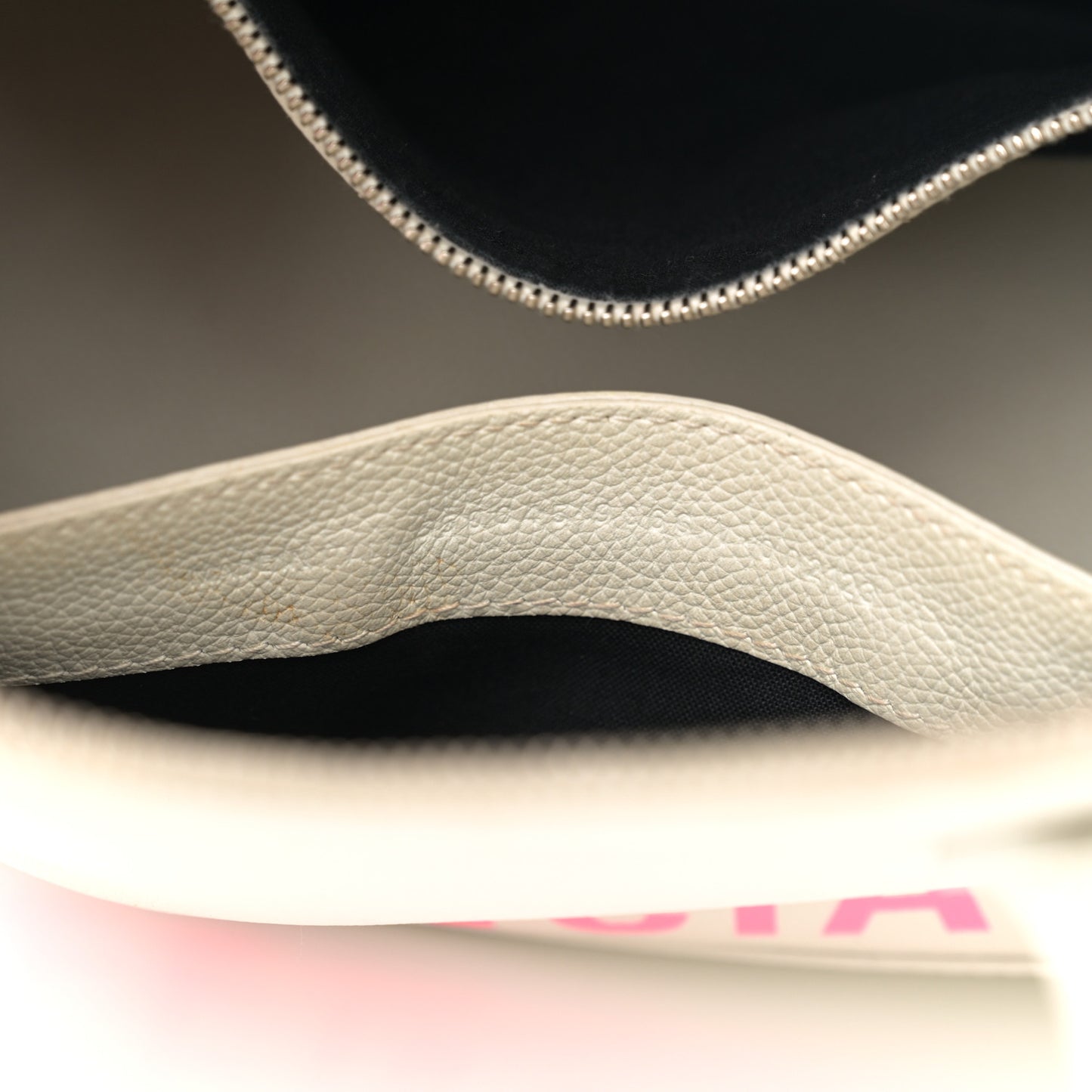 Grained Calfskin Logo S Ville Top Handle Bag White Fluo Pink