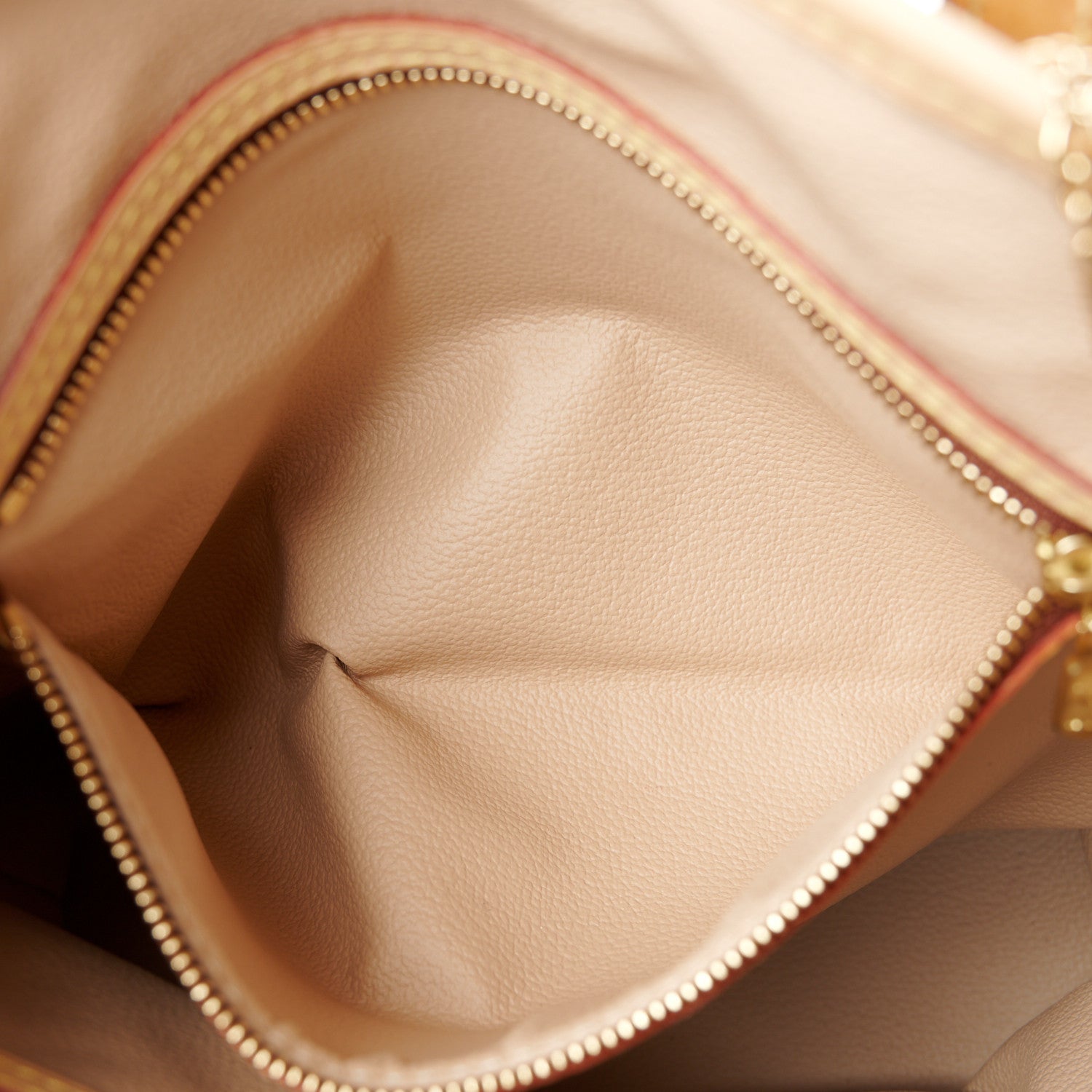 Louis Vuitton Monogram Petit Bucket 23 10 of 18