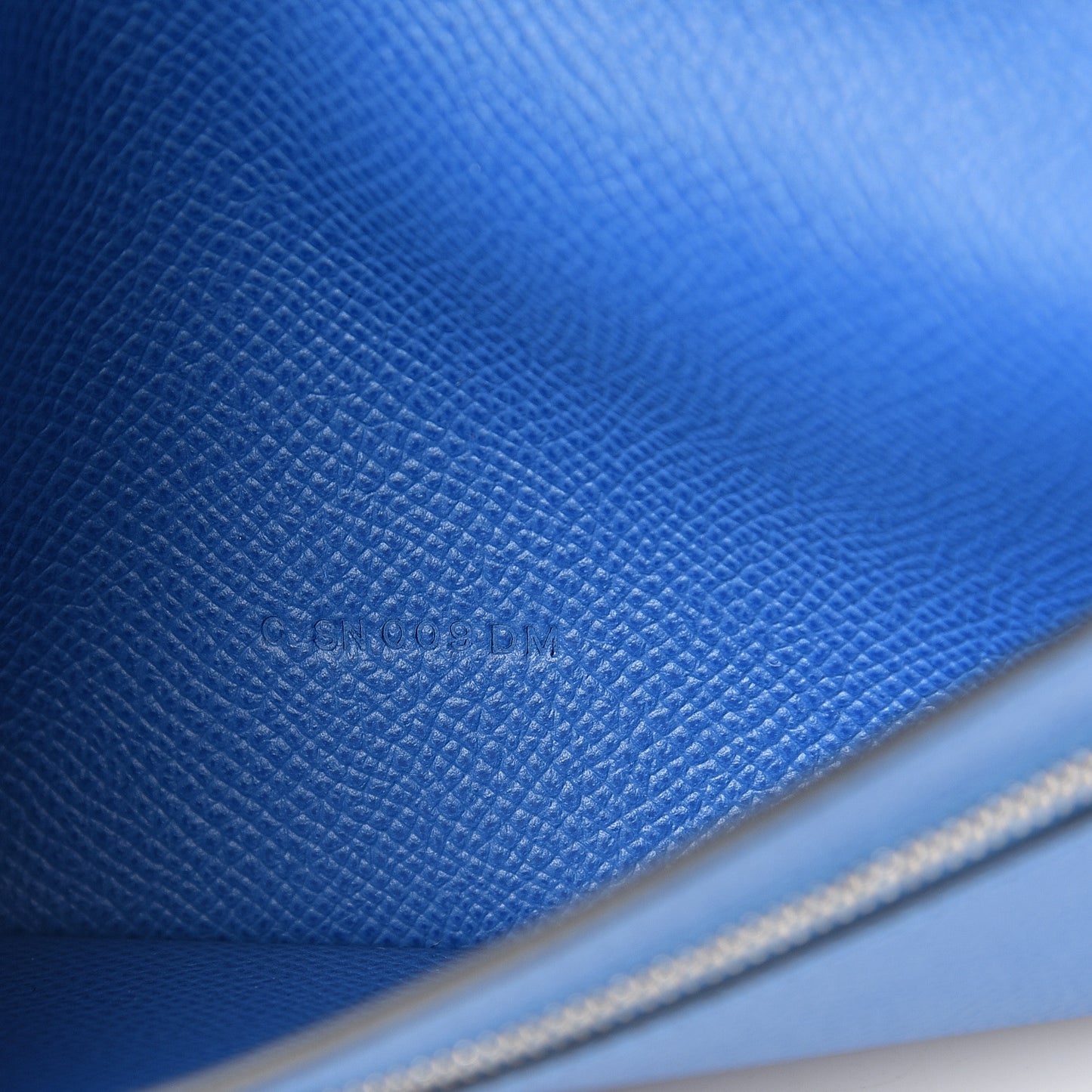 Epsom Bearn Verso Gusset Wallet Bleu Encre Zellige