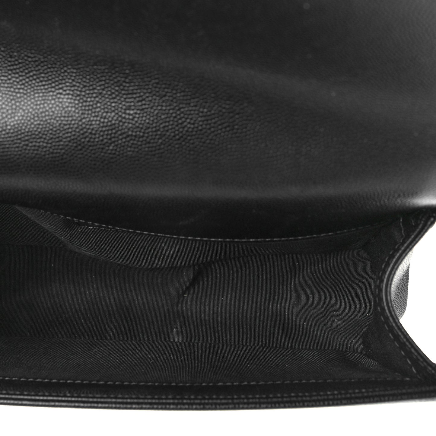 Caviar Quilted Medium Boy Flap Black