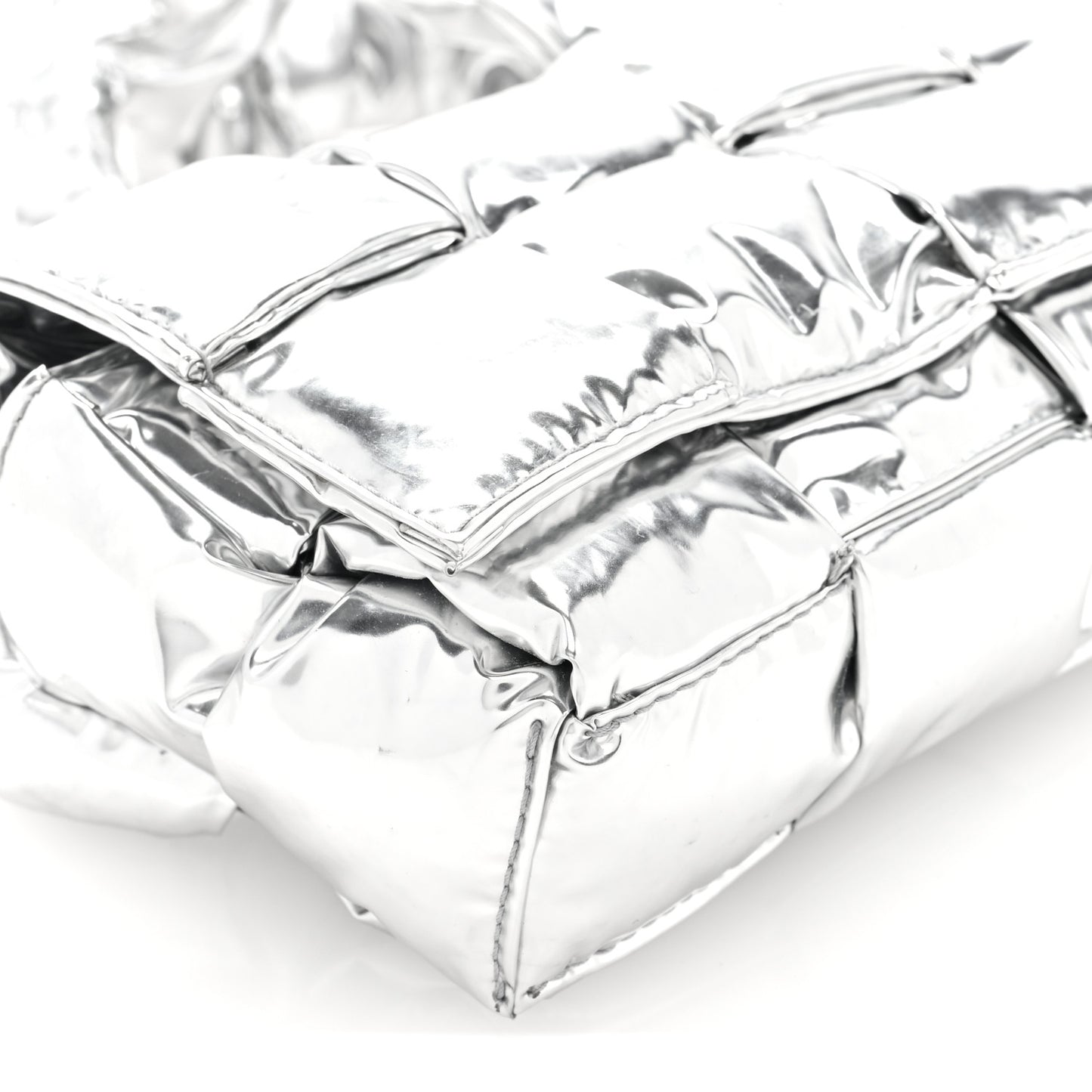 Metallic Lambskin Maxi Intrecciato Padded The Belt Cassette Bag Silver