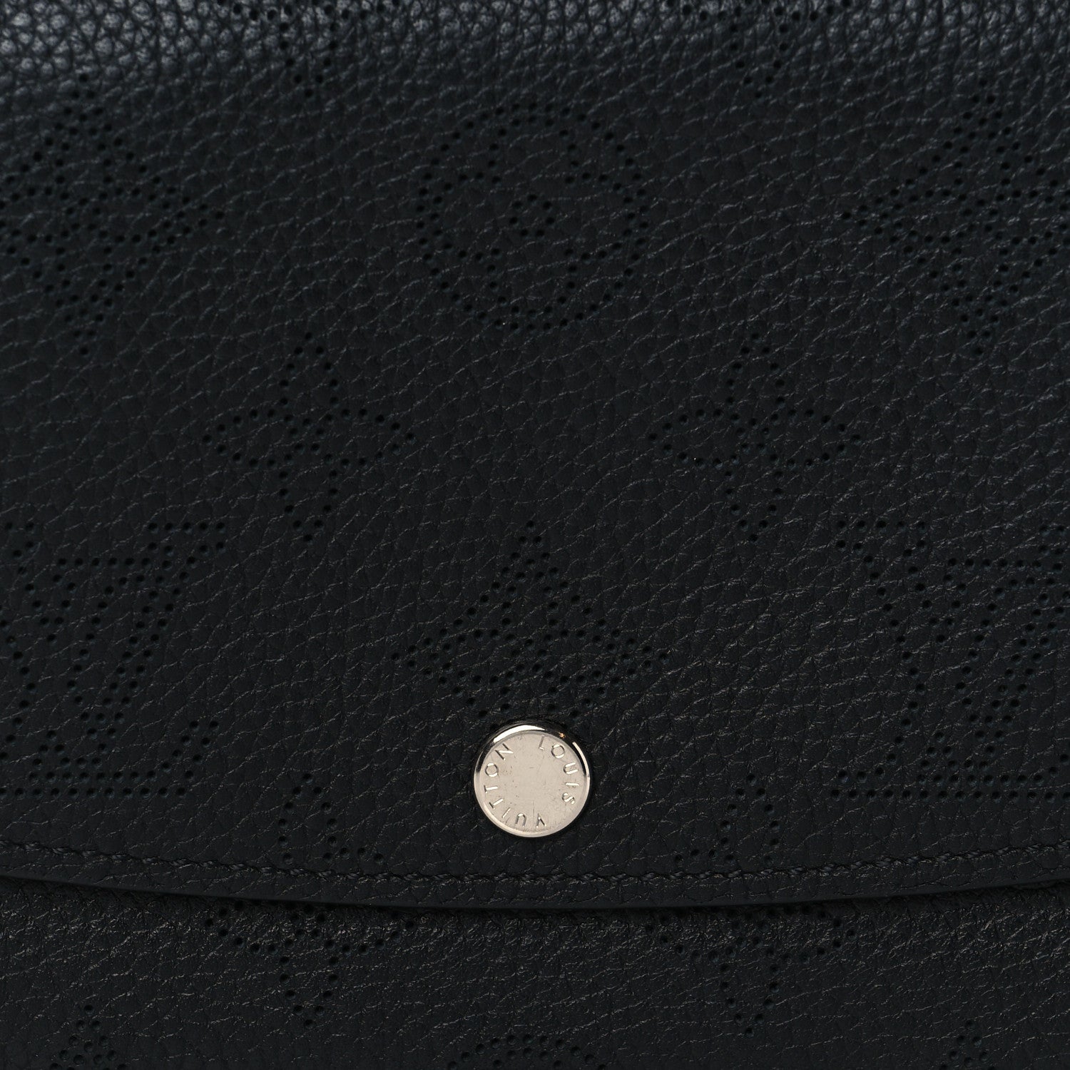 Louis Vuitton Mahina Iris Wallet NM Black 7 of 9