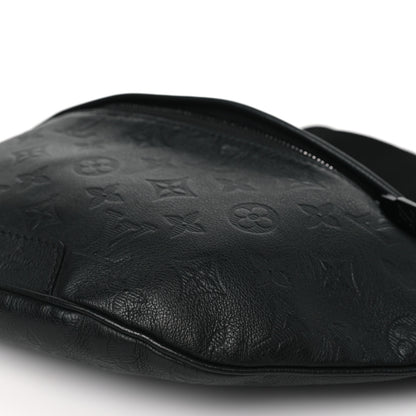 Louis Vuitton Calfskin Monogram Shadow Discovery Bumbag Black 8 of 8