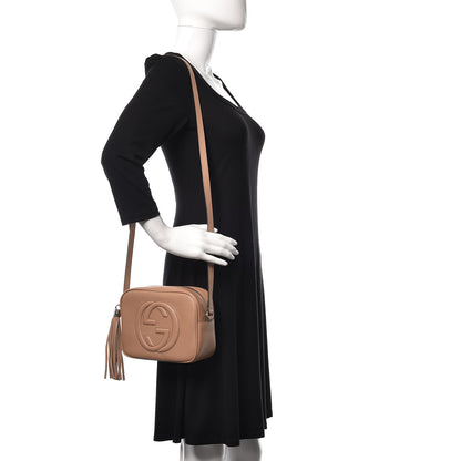 Gucci Pebbled Calfskin Small Soho Disco Bag Camelia 3 of 14
