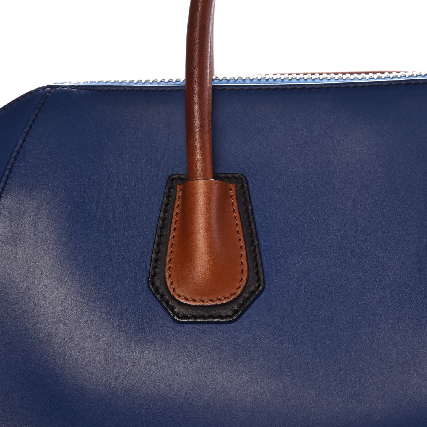 Smooth Calfskin Medium Tri-Color Antigona Bright Blue Camel Black