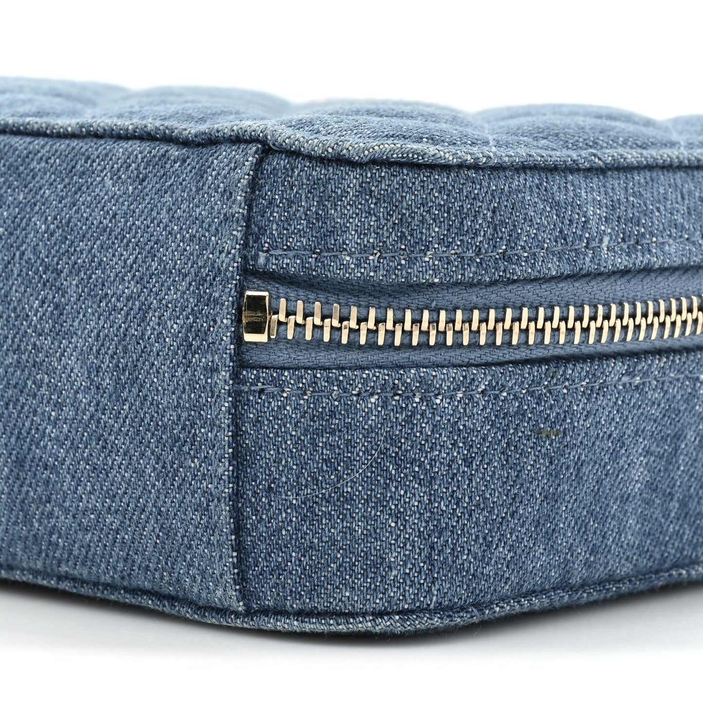 Denim Quilted CC Pearl Crush Camera Case Blue