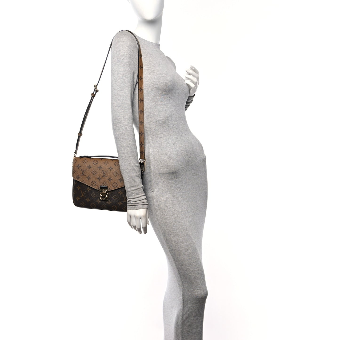 Reverse Monogram Pochette Metis