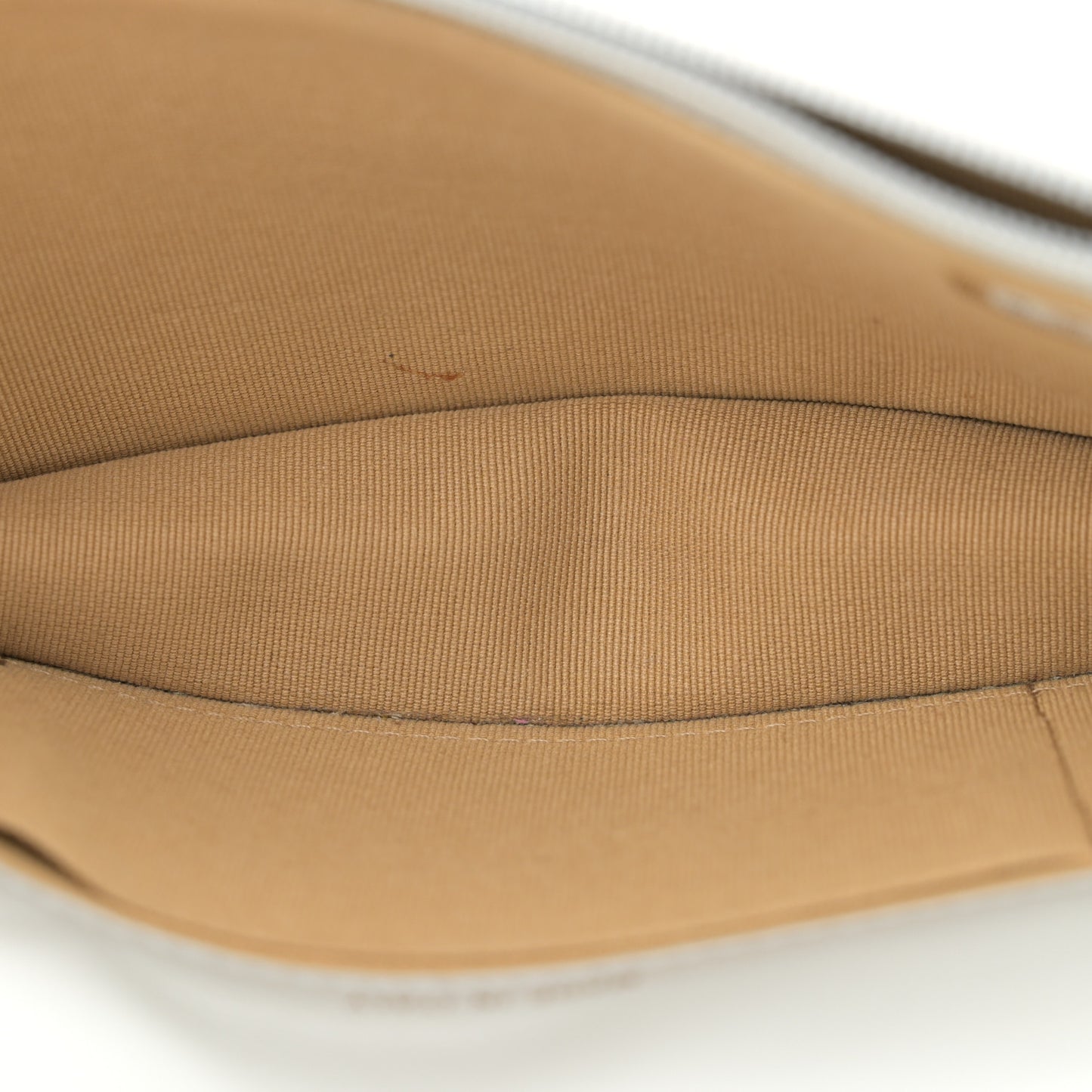 Lambskin Pearl Crush Quilted Flap Phone Holder With Chain Light Grey