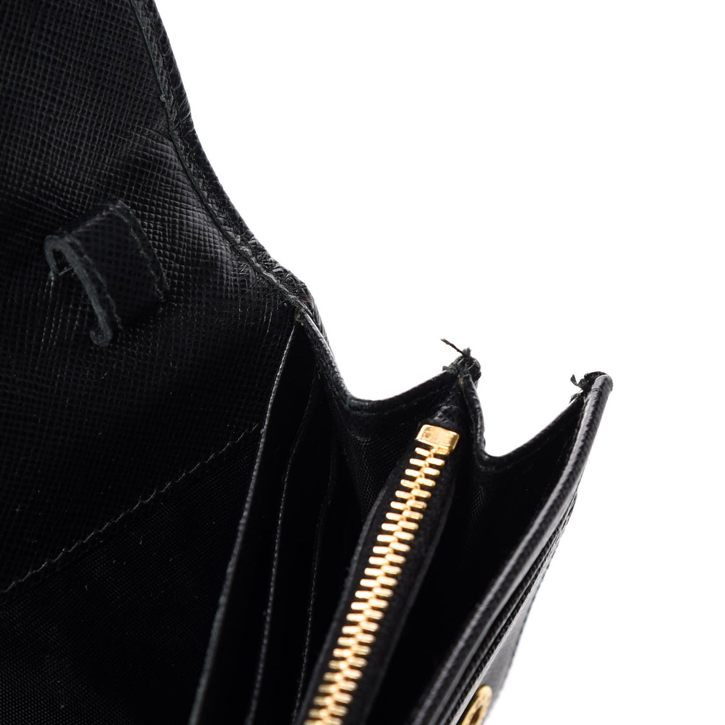 Saffiano Metal Oro Chain Wallet Black