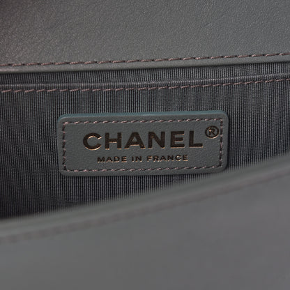 Chanel Calfskin Quilted Medium Boy Top Handle Flap Green 6 of 10