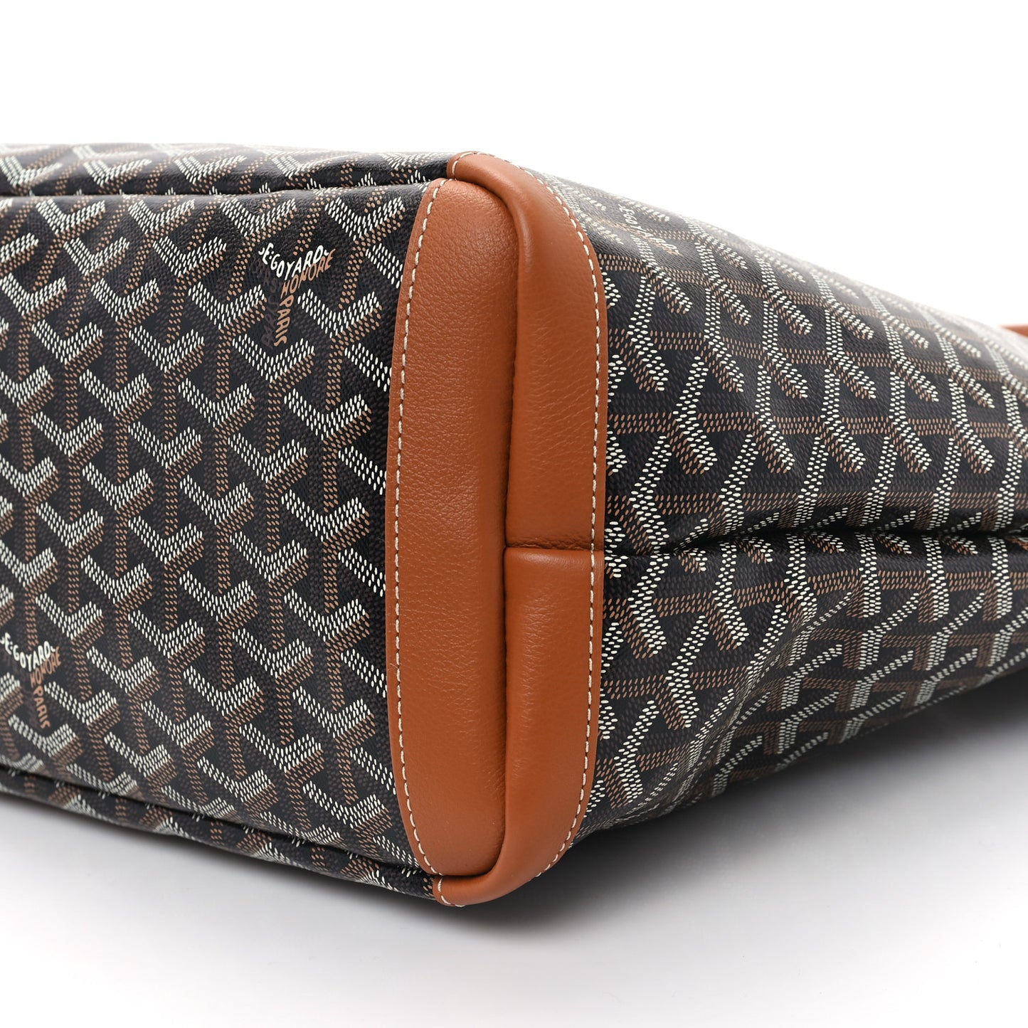 Goyardine Artois MM Black Gold