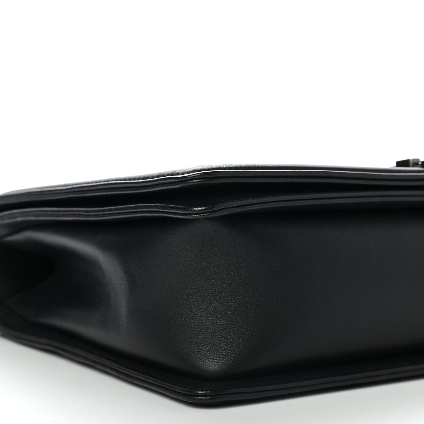 Calfskin Chevron Quilted Large Boy Flap Black