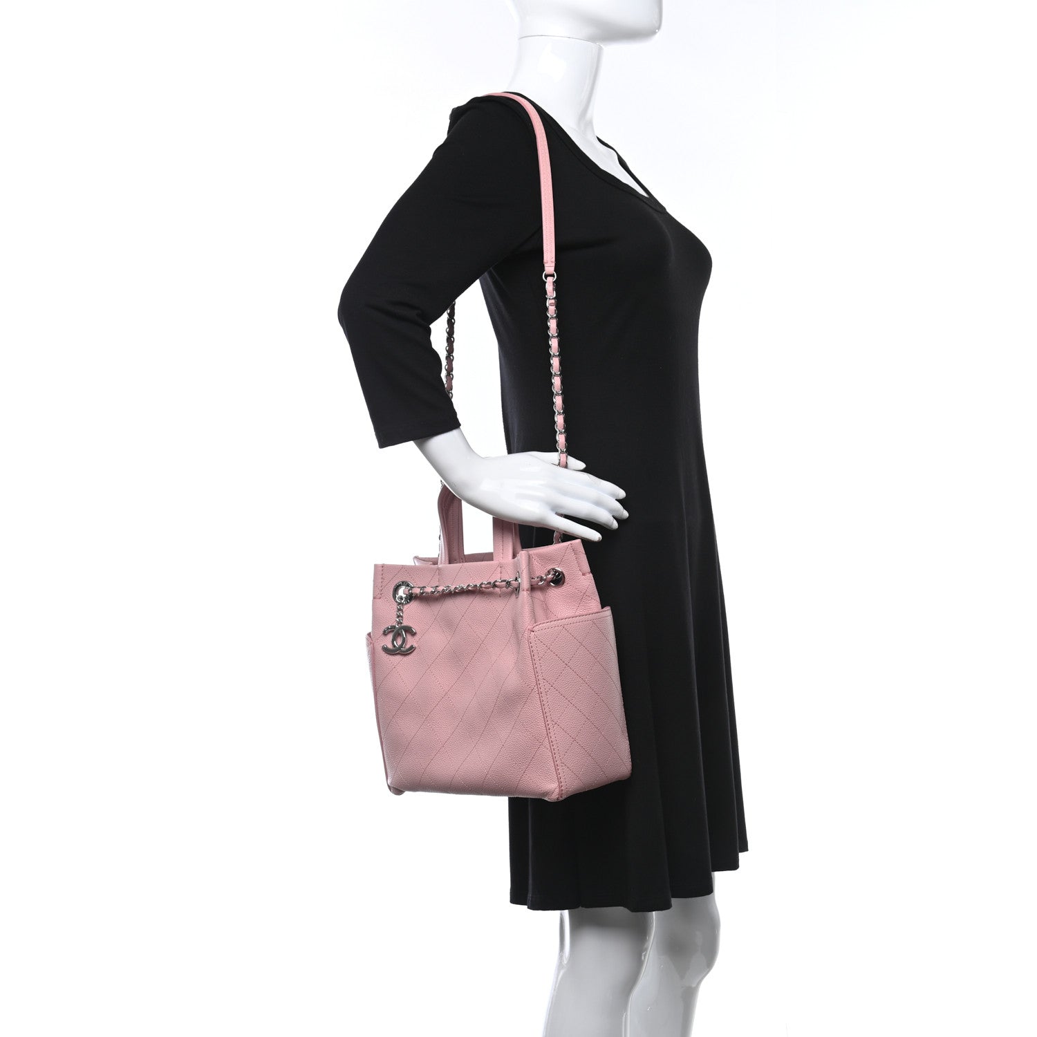 Chanel Grained Calfskin CC Pocket Tote Pink 2 of 9