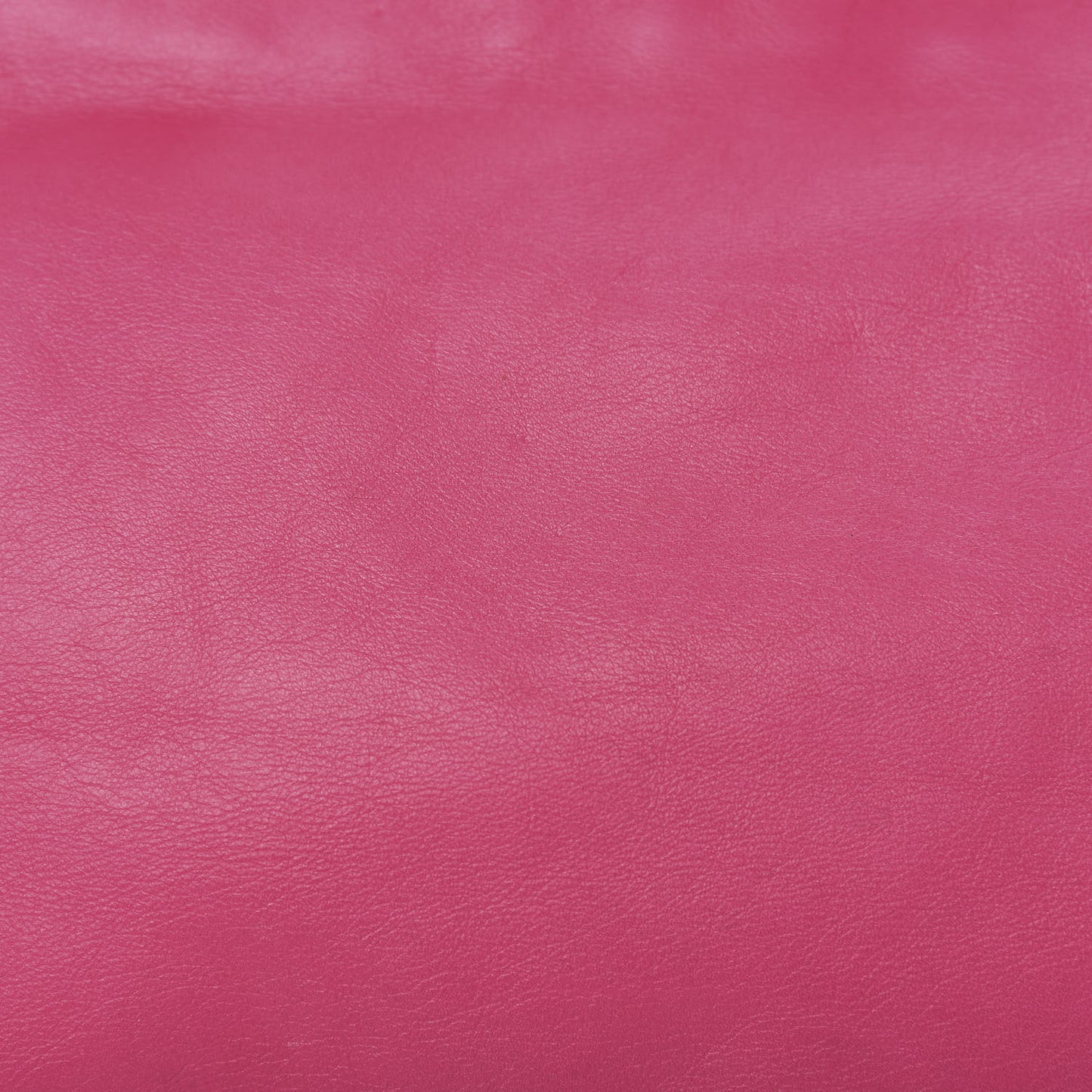 Vitello Medium Rockstud Tote Pop Fuxia