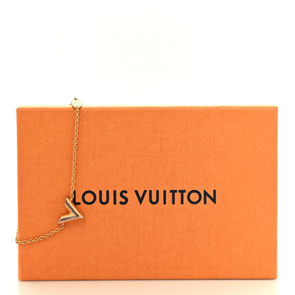 Louis Vuitton Essential V Bracelet Gold 6 of 6