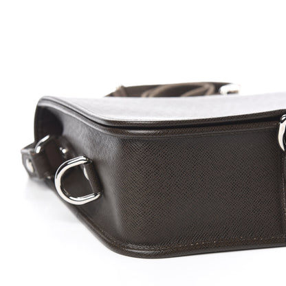 Louis Vuitton Taiga Andrei Grizzli 6 of 8