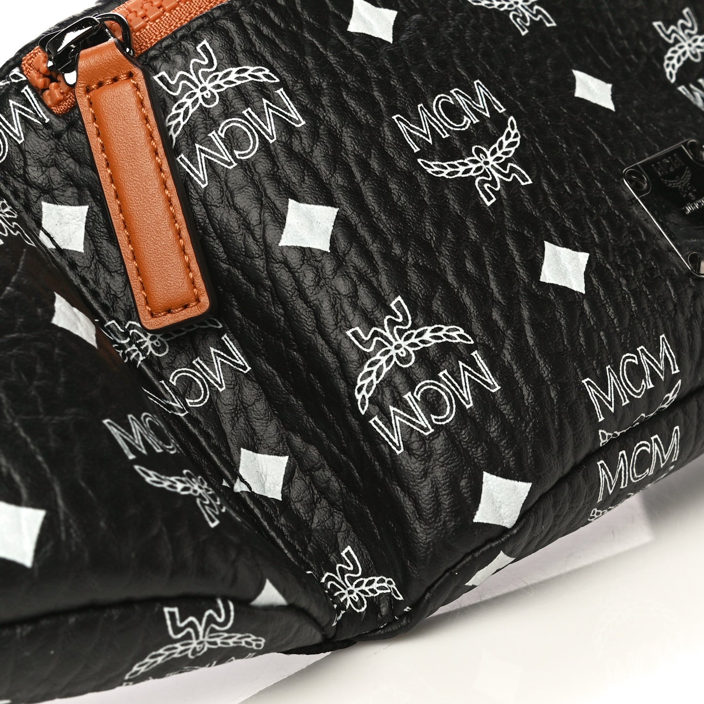 Visetos 3 Pocket Belt Bag Black Cognac