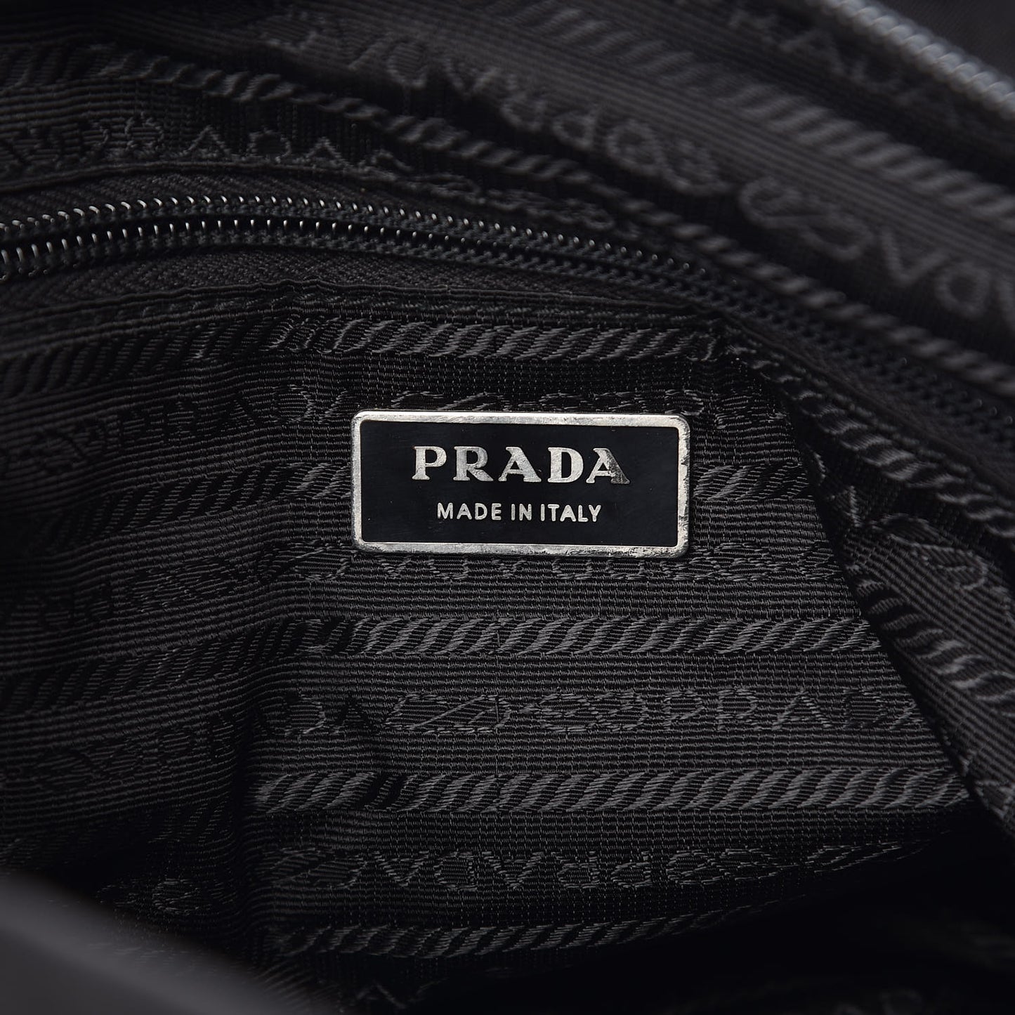 Tessuto Nylon Messenger Bag Black