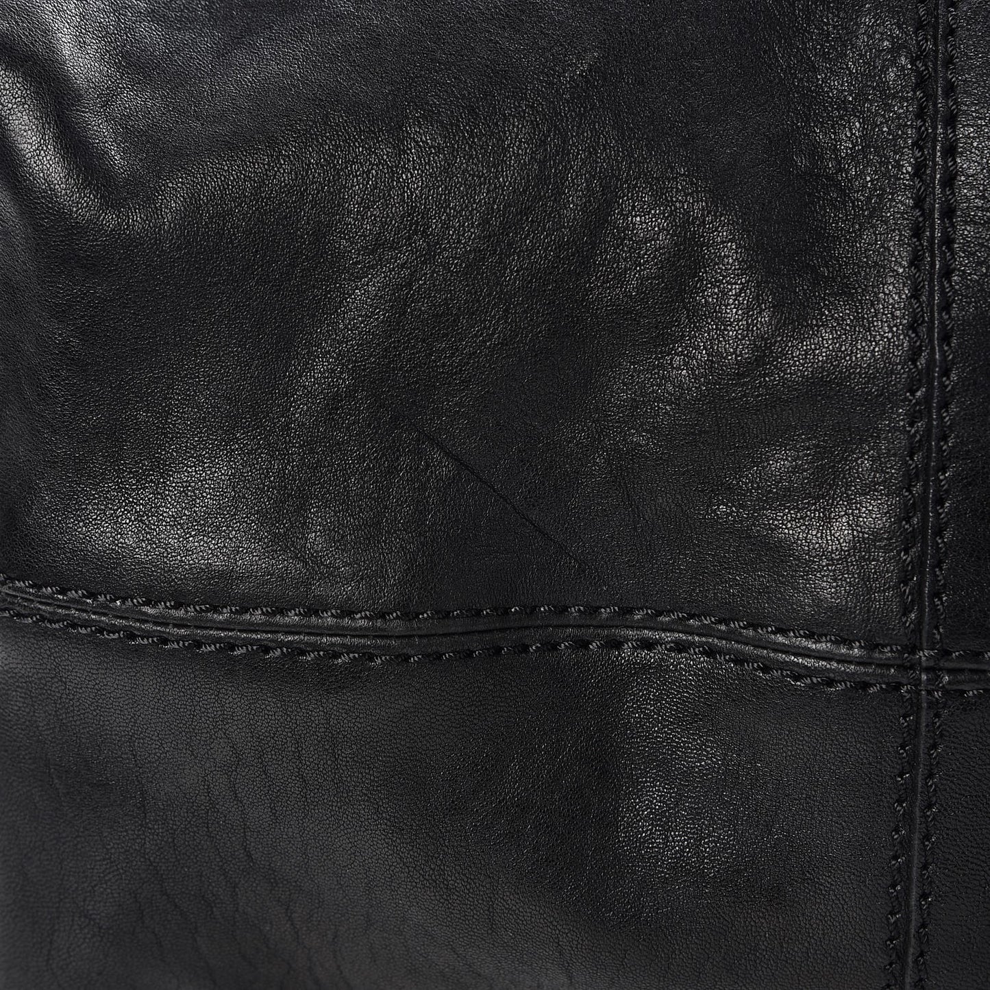 Lambskin Medium Nightingale Black