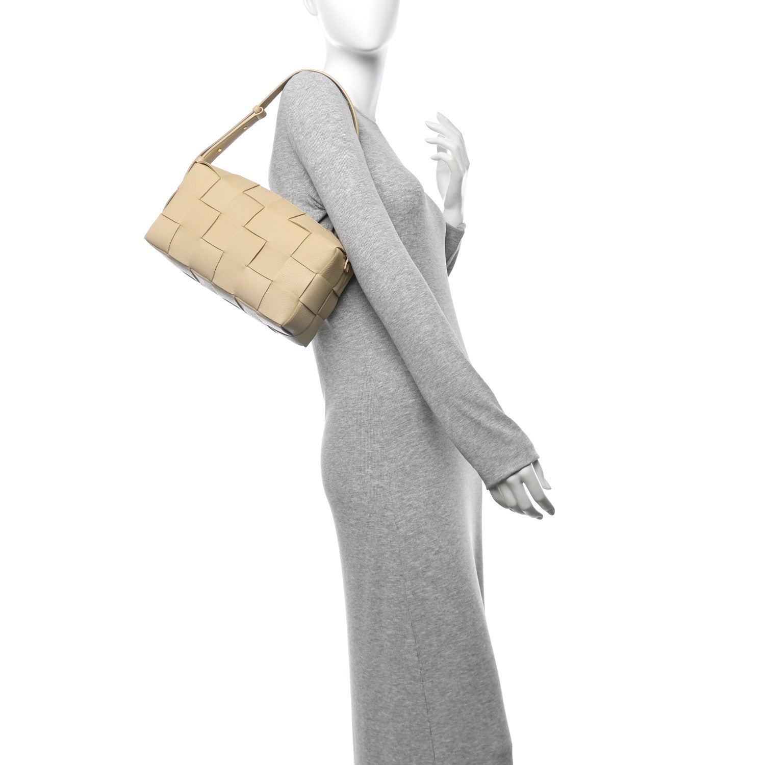 Bottega Veneta Grained Calfskin Maxi Intrecciato Brick Cassette