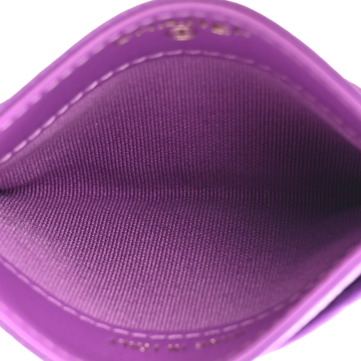 Caviar Quilted Card Holder Purple