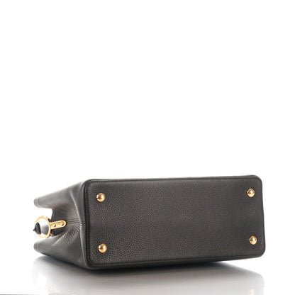 Louis Vuitton Taurillon Capucines MM Black 4 of 8