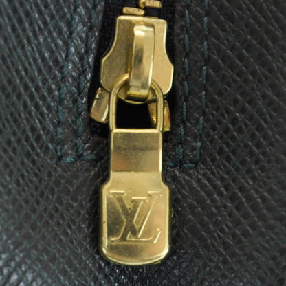 Louis Vuitton Taiga Toiletry Pouch GM Green 7 of 10
