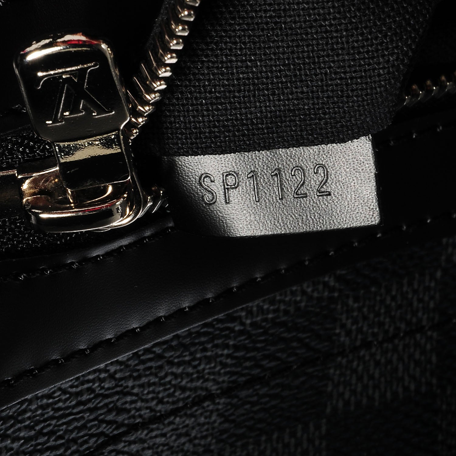 Louis Vuitton Damier Graphite Daniel MM 6 of 7