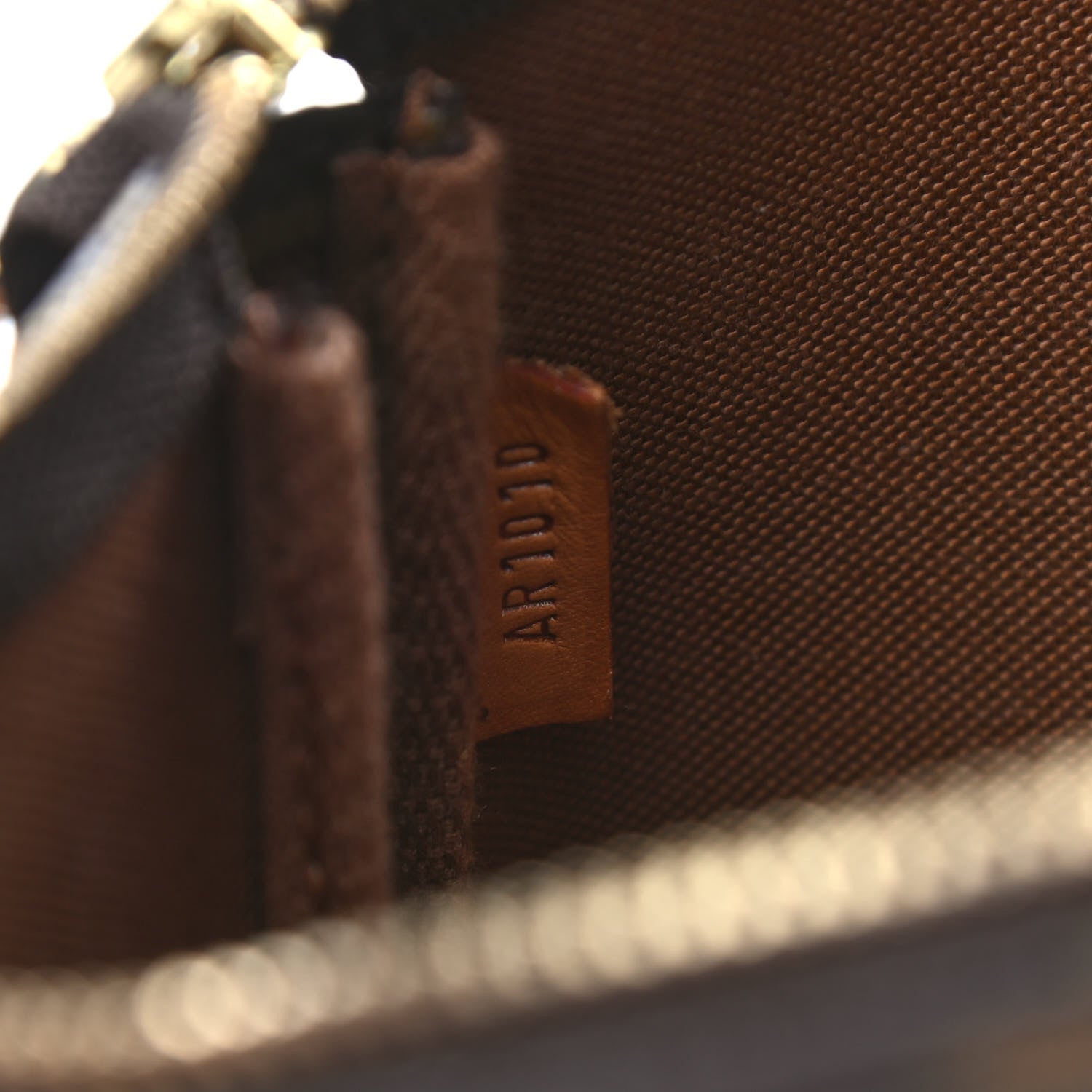 Louis Vuitton Monogram Pochette Accessories 6 of 9