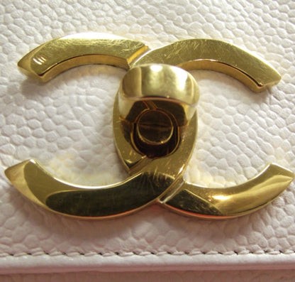 Chanel Caviar Tote White 8 of 13