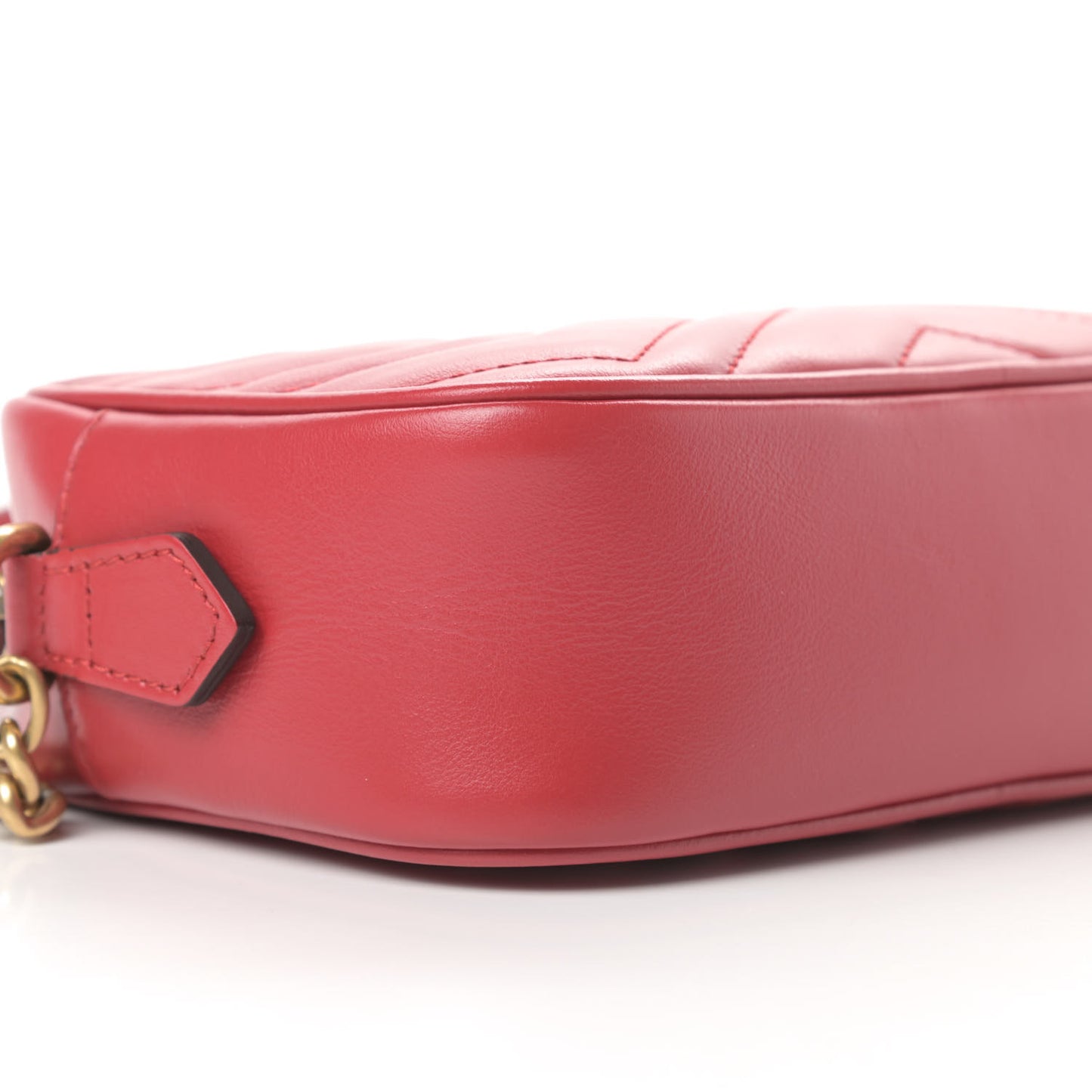 Calfskin Matelasse Mini GG Marmont Chain Shoulder Bag Hibiscus Red