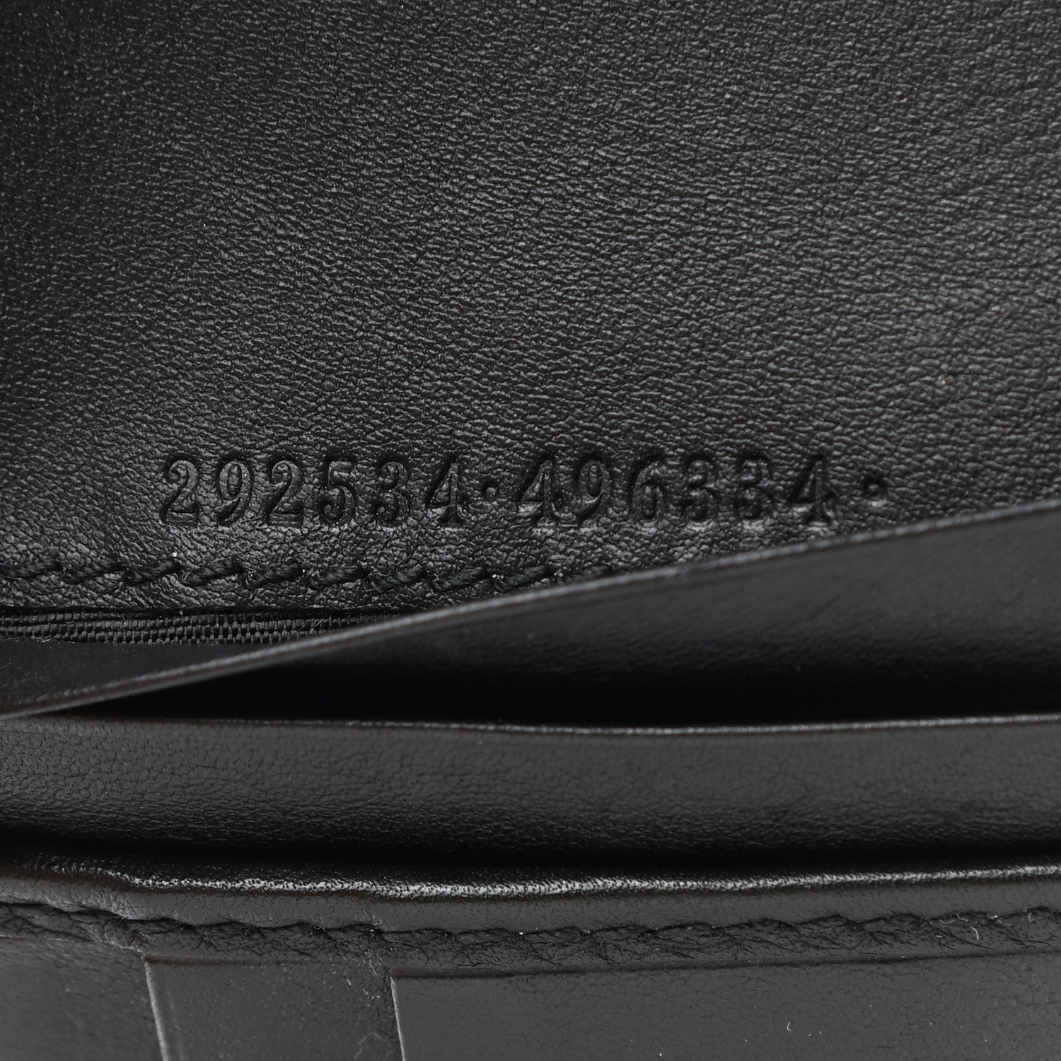 Gucci Microguccissima Bi-Fold Wallet Black 8 of 9