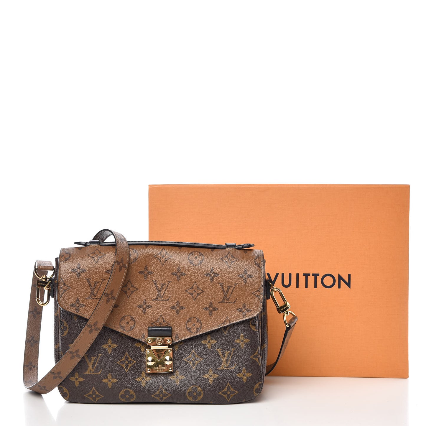 Reverse Monogram Pochette Metis
