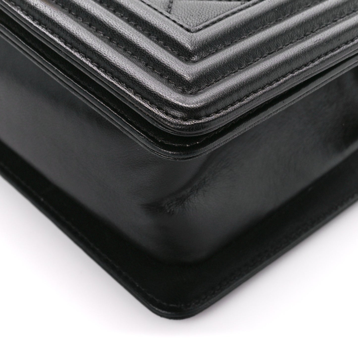 Lambskin Quilted Small Boy Flap Black