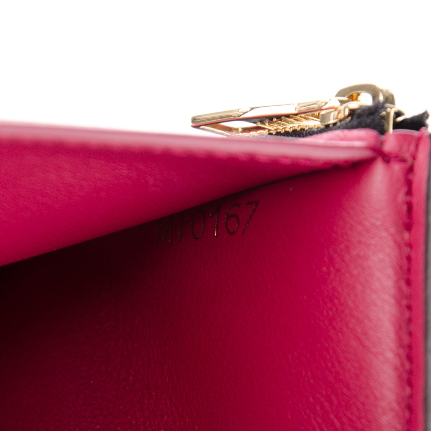 Taurillon Capucines Compact Wallet Black