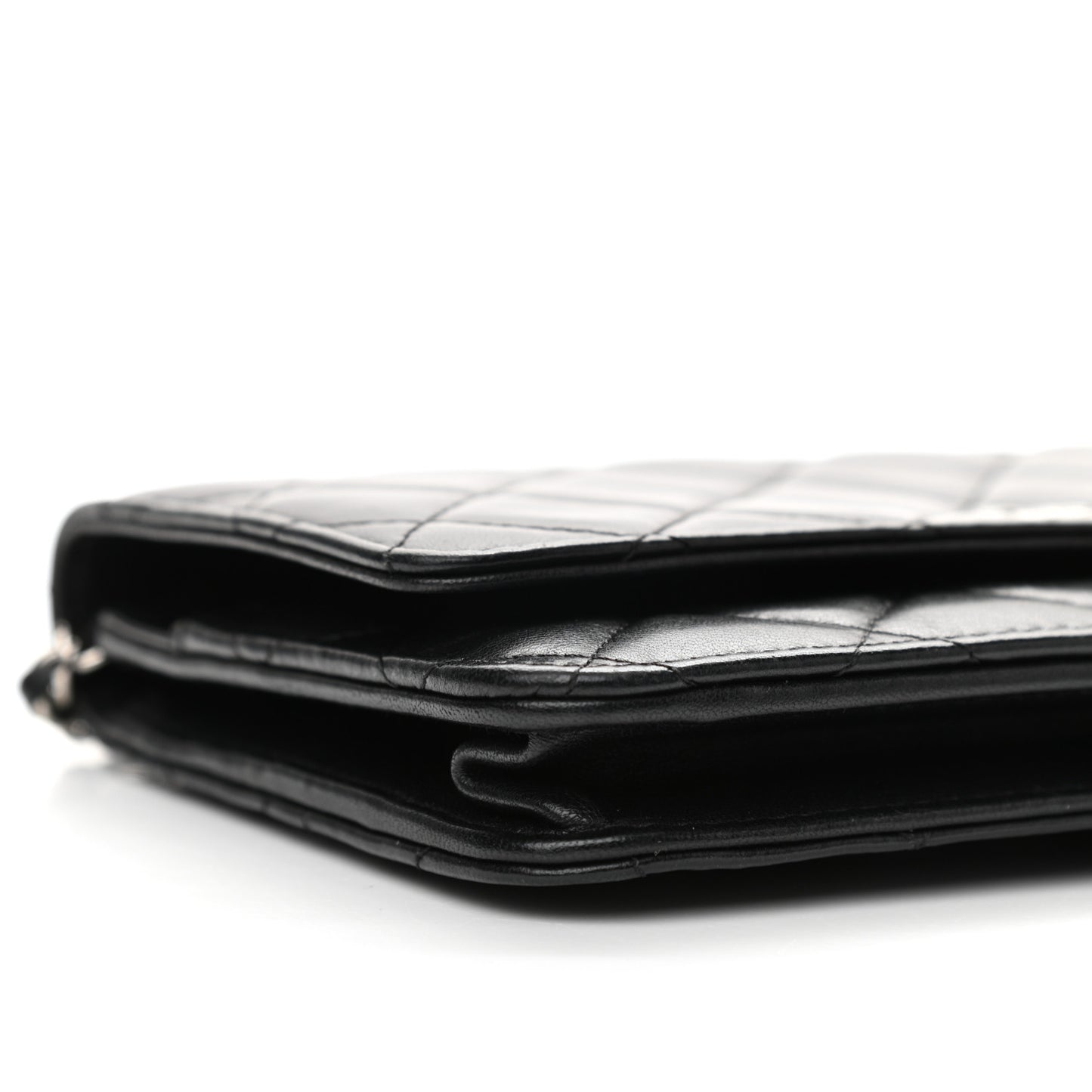 Lambskin Quilted Wallet On Chain WOC Black