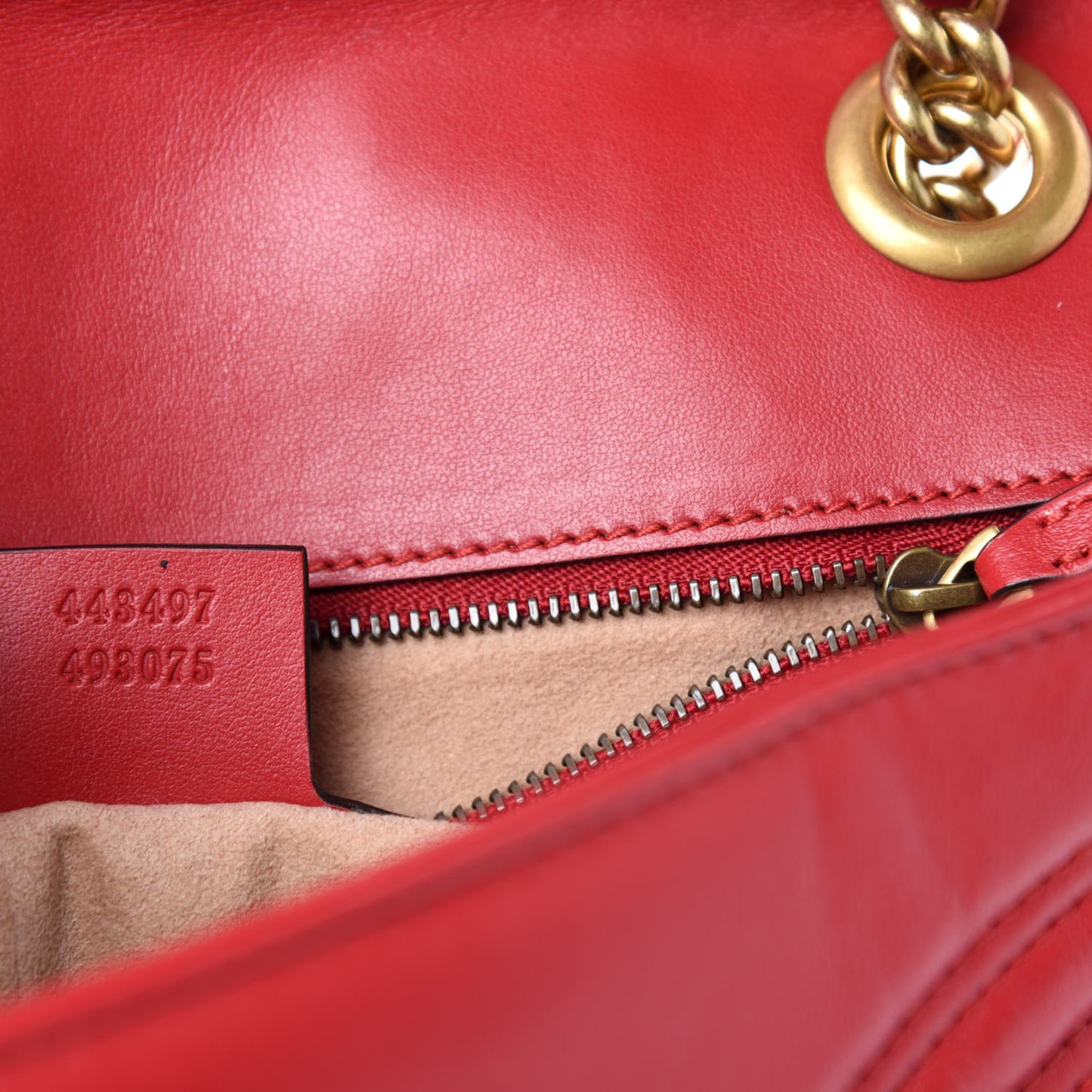 Calfskin Matelasse Small GG Marmont Shoulder Bag Hibiscus Red