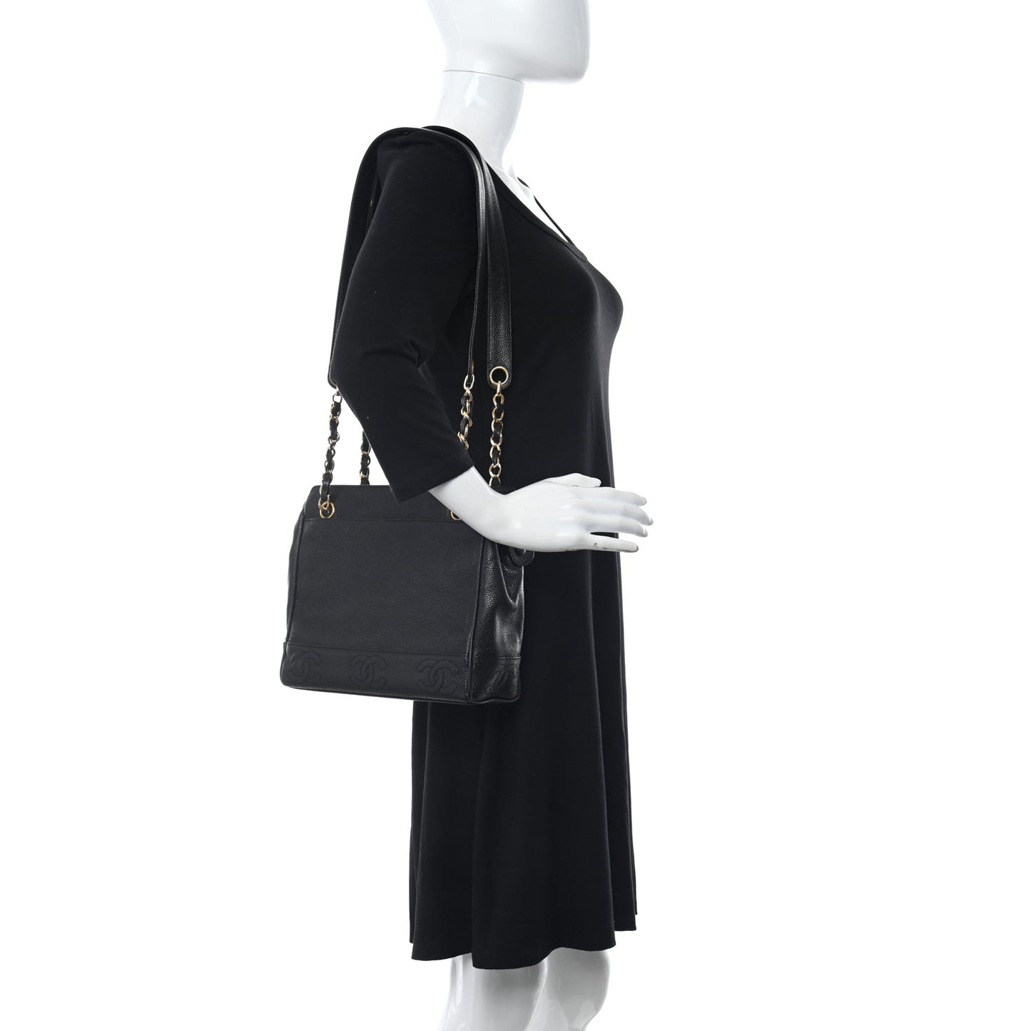 Caviar CC Shoulder Bag Black