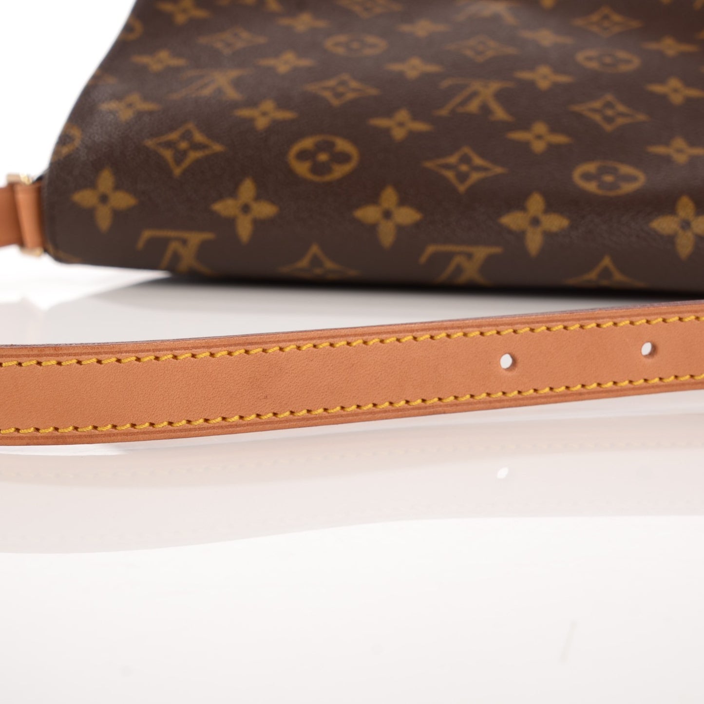 Monogram Musette Tango