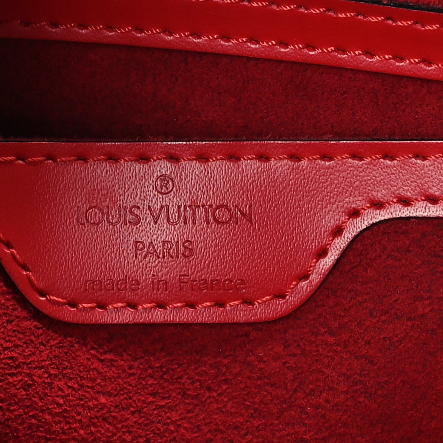 Epi Saint Jacques PM Long Straps Red